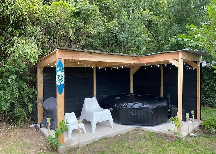 Ferienhaus De Keizerskroon 240 *